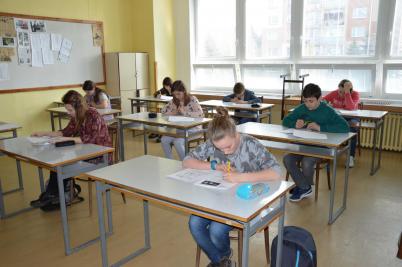 Biologická olympiáda kategorie C, okresní kolo, SVČ Domeček, 13.4. 2016 (foto: Monika Hlosková)