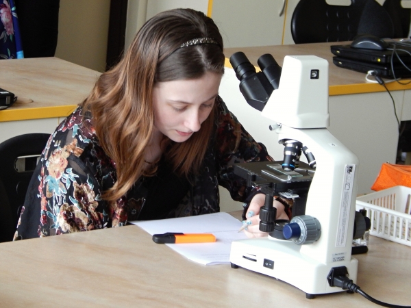 Okresní kolo Biologické olympiády kategorie D, GFPVM, 10. 4. 2019 (foto Monika Hlosková) (9)